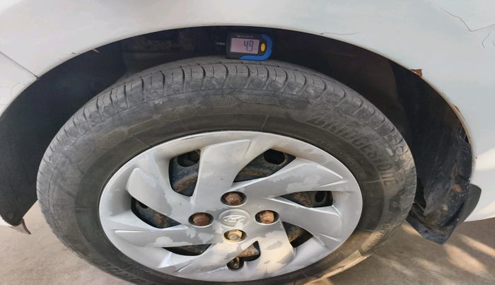 2020 Hyundai NEW SANTRO SPORTZ MT, Petrol, Manual, 98,587 km, tyre