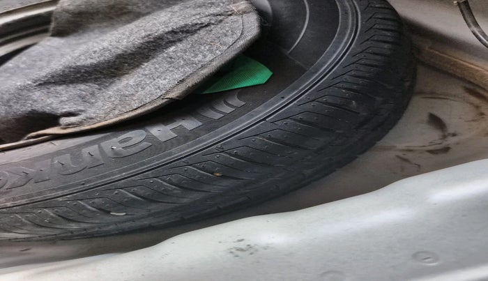 2020 Hyundai NEW SANTRO SPORTZ MT, Petrol, Manual, 98,587 km, tyre