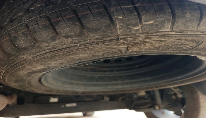 2023 MG HECTOR PLUS SAVVY PRO 1.5 TURBO CVT 7 STR, Petrol, Automatic, 11,841 km, tyre