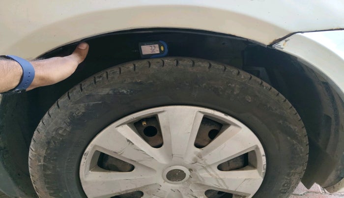 2014 Maruti Swift VDI, Diesel, Manual, 1,09,066 km, tyre