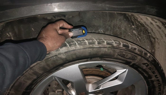 2019 MG HECTOR SUPER HYBRID 1.5 PETROL, Petrol, Manual, 86,035 km, tyre