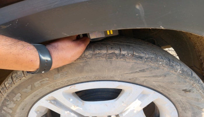 2022 KIA SONET HTK PLUS 1.2, Petrol, Manual, 1,20,338 km, tyre