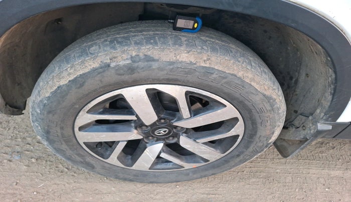 2021 Tata Harrier XZ PLUS 2.0L, Diesel, Manual, 3,07,997 km, tyre