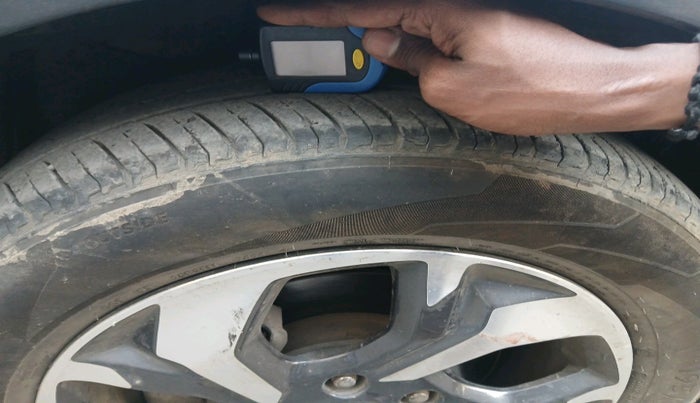 2017 Honda BR-V 1.5L I-VTEC V, Petrol, Manual, 78,364 km, tyre