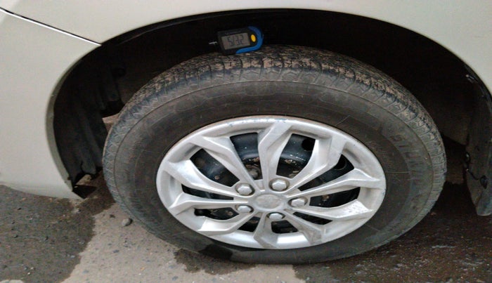 2018 Maruti Wagon R 1.0 LXI CNG, Petrol, Manual, 1,11,980 km, tyre