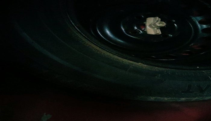 2020 Hyundai NEW I20 MAGNA 1.2 MT, Petrol, Manual, 39,599 km, tyre