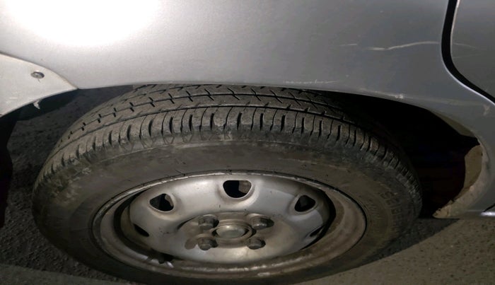 2011 Maruti Alto K10 LXI, Petrol, Manual, 77,406 km, tyre