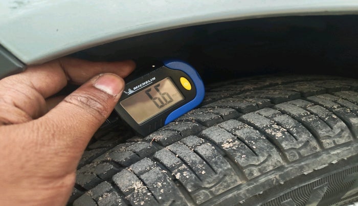 2007 Hyundai Santro Xing XL, Petrol, Manual, 79,791 km, tyre