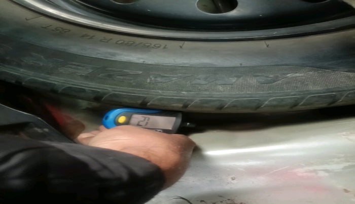 2018 Maruti Swift VXI, Petrol, Manual, 65,559 km, tyre