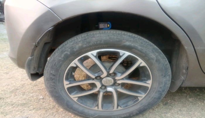 2018 Maruti Swift VXI, Petrol, Manual, 65,559 km, tyre