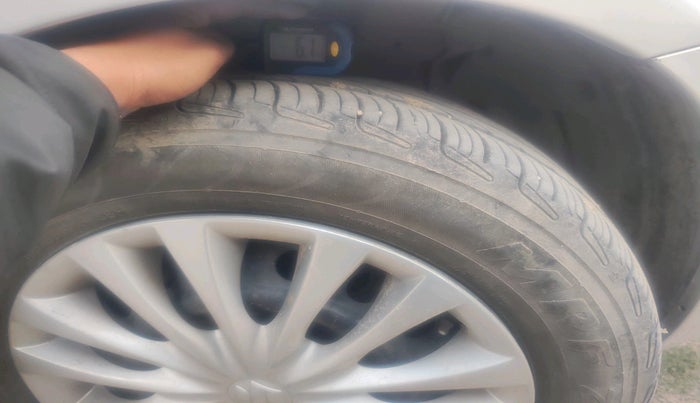 2016 Maruti Ciaz VDI SHVS, Diesel, Manual, 81,544 km, tyre