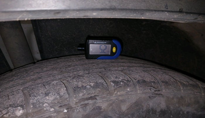 2023 Maruti BREZZA LXI SMART HYBRID, Petrol, Manual, 60,543 km, tyre