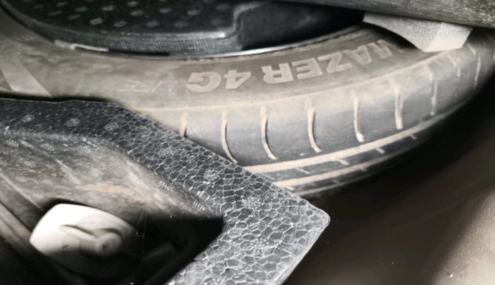 2017 Maruti Ciaz ZDI SHVS, Diesel, Manual, 1,55,152 km, tyre