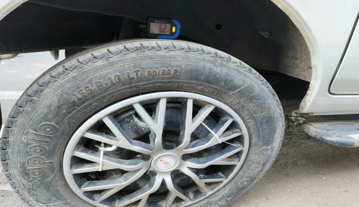 2017 Maruti Eeco 5 STR WITH A/C+HTR, Petrol, Manual, 53,041 km, tyre