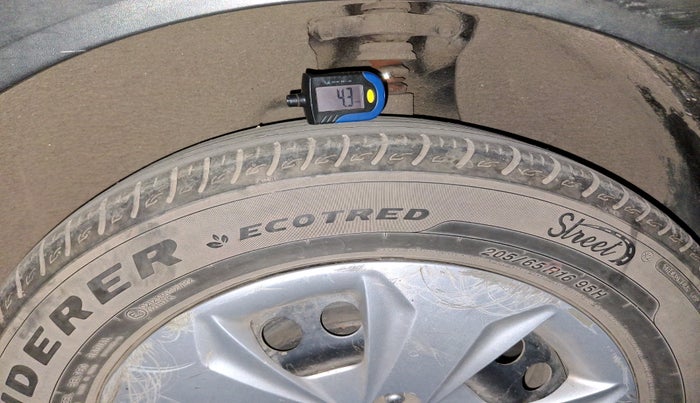 2017 Hyundai Creta E PLUS 1.4 DIESEL, Diesel, Manual, 49,520 km, tyre