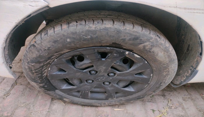 2014 Hyundai Grand i10 MAGNA 1.2 KAPPA VTVT, Petrol, Manual, 65,806 km, tyre