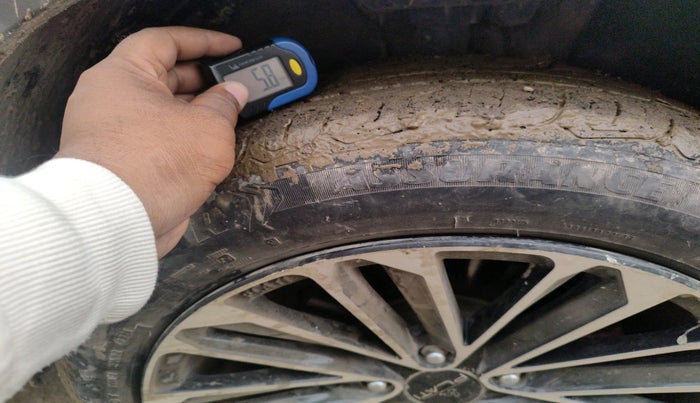 2022 Hyundai VENUE S(O) 1.2, Petrol, Manual, 71,219 km, tyre