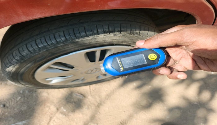 2013 Maruti Zen Estilo VXI, Petrol, Manual, 49,039 km, tyre