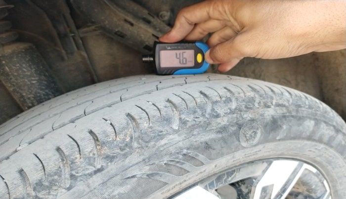 2022 Renault Kiger RXZ MT, Petrol, Manual, 29,175 km, tyre