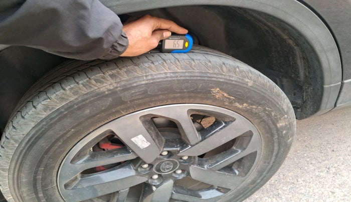 2023 Tata Safari XZA PLUS O RED DARK , Diesel, Automatic, 22,485 km, tyre