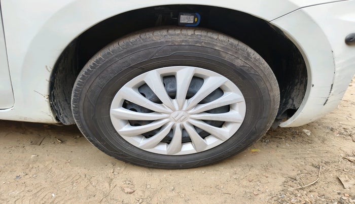 2021 Maruti Swift VXI, Petrol, Manual, 50,869 km, tyre