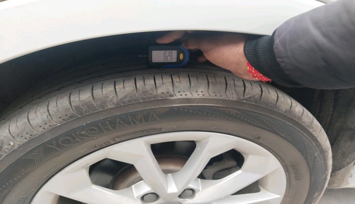 2016 Audi Q3 35 TDI Quattro, Diesel, Automatic, 82,850 km, tyre