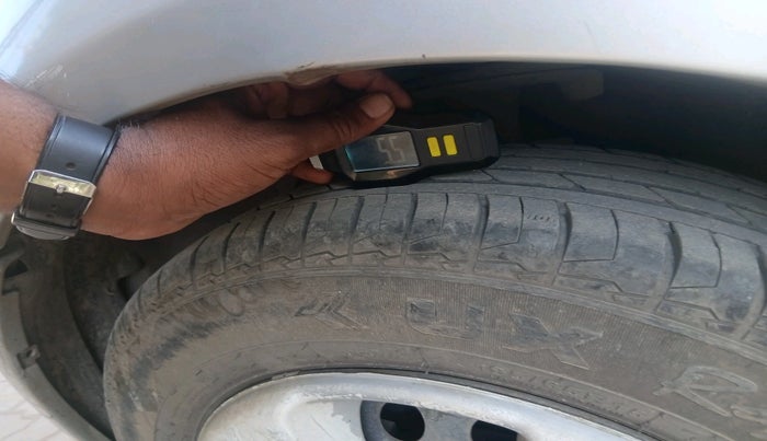 2010 Maruti SX4 VXI, Petrol, Manual, 1,35,910 km, tyre