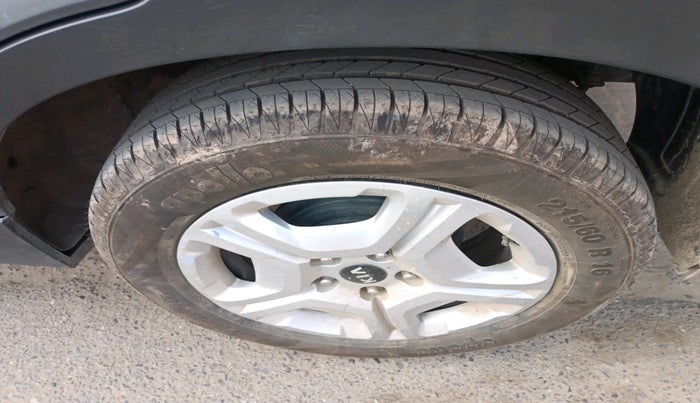 2020 KIA SONET HTX 1.0 IMT, Petrol, Manual, 68,893 km, tyre