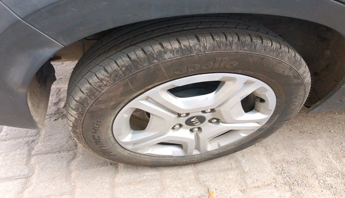 2020 KIA SONET HTX 1.0 IMT, Petrol, Manual, 68,893 km, tyre