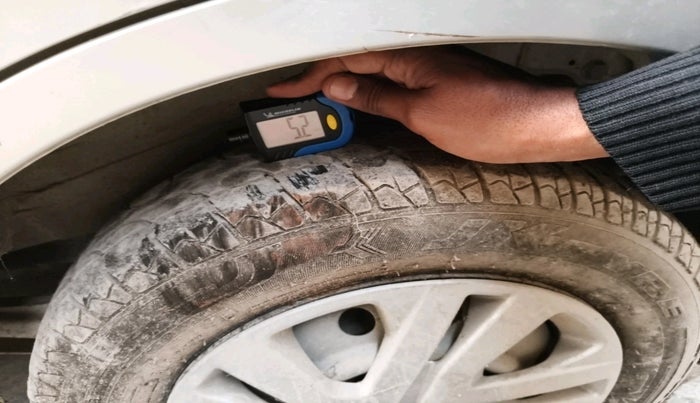 2015 Maruti Wagon R 1.0 LXI, Petrol, Manual, 26,243 km, tyre