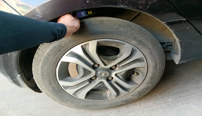 2022 Tata Tiago XZ PLUS CNG, Petrol, Manual, 46,679 km, tyre