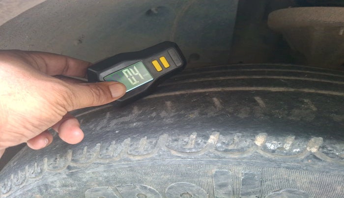 2013 Mahindra XUV500 W8, Diesel, Manual, 93,893 km, tyre