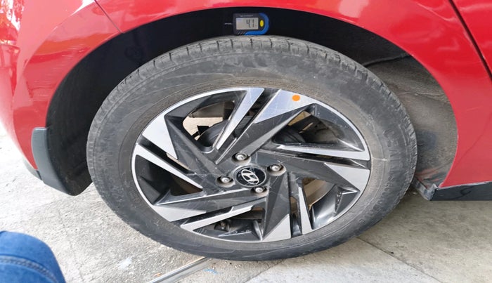 2020 Hyundai NEW I20 ASTA 1.2 AT, Petrol, Automatic, 29,019 km, tyre