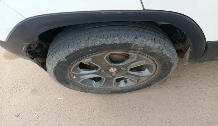 2023 Tata PUNCH PURE MT CNG, Petrol, Manual, 42,265 km, tyre