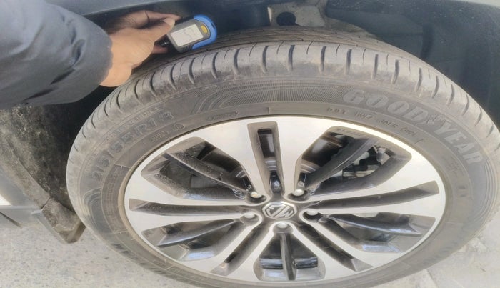 2021 MG HECTOR PLUS SHARP 1.5 PETROL TURBO CVT 6-STR, Petrol, Automatic, 13,034 km, tyre