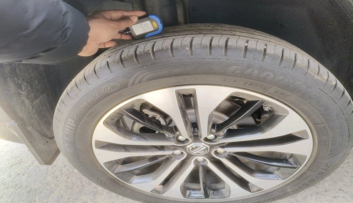 2021 MG HECTOR PLUS SHARP 1.5 PETROL TURBO CVT 6-STR, Petrol, Automatic, 13,034 km, tyre