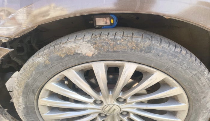 2015 Maruti Ciaz ZDI+, Diesel, Manual, 70,106 km, tyre