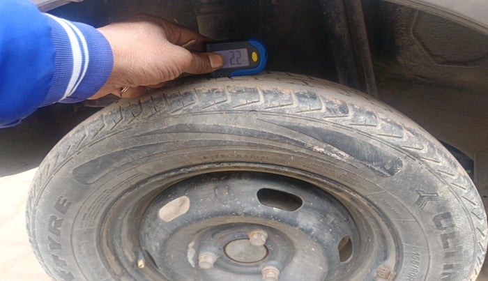 2017 Datsun Redi Go T (O), Petrol, Manual, 1,31,423 km, tyre