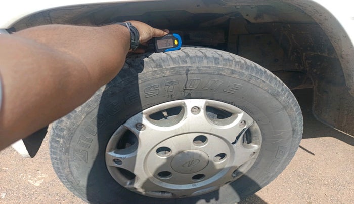 2023 Mahindra Bolero B6, Diesel, Manual, 80,024 km, tyre