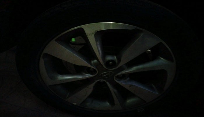 2015 Hyundai Elite i20 ASTA 1.4 CRDI, Diesel, Manual, 1,49,882 km, tyre