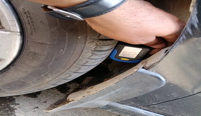 2017 Skoda Rapid AMBITION 1.5 TDI, Diesel, Manual, 2,18,146 km, tyre