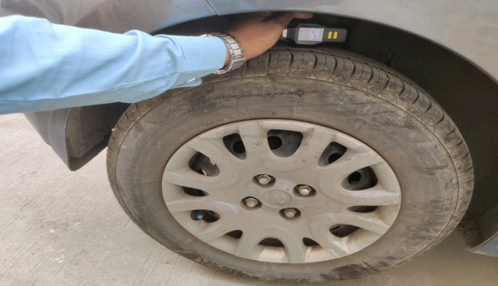 2019 Hyundai Elite i20 MAGNA PLUS 1.2, Petrol, Manual, 73,967 km, tyre