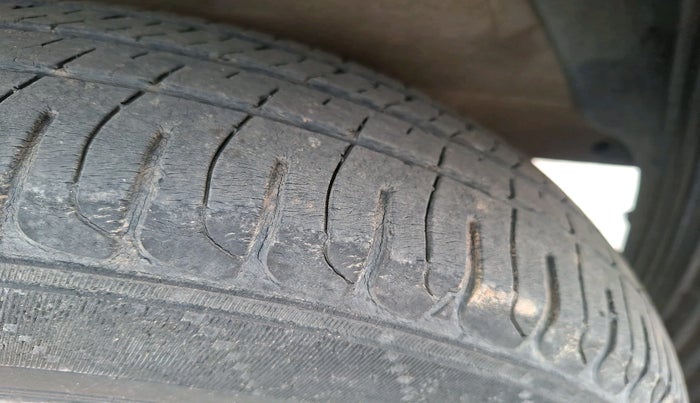 2012 Hyundai i20 MAGNA 1.4 CRDI, Diesel, Manual, 1,09,007 km, tyre