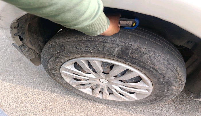 2014 Maruti Swift VDI, Diesel, Manual, 90,991 km, tyre