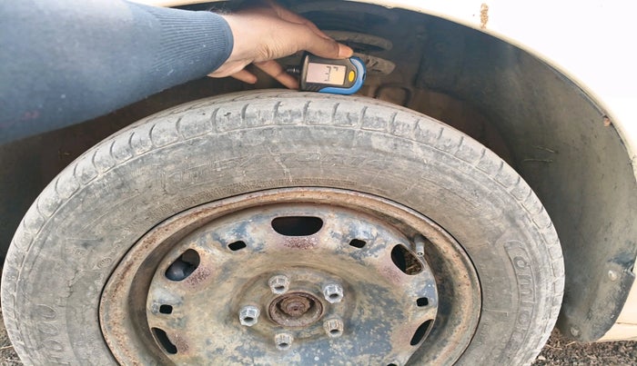 2011 Skoda Fabia CLASSIC 1.2 TDI, Diesel, Manual, 68,600 km, tyre