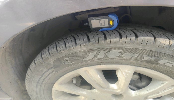 2018 Tata Tiago XZA PLUS PETROL, Petrol, Automatic, 1,04,318 km, tyre