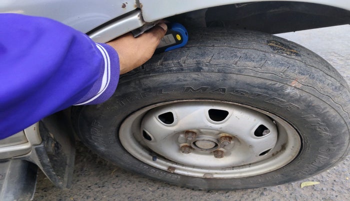 2013 Maruti Eeco 7 STR, Petrol, Manual, 1,58,752 km, tyre