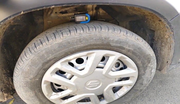 2021 Maruti Vitara Brezza LXI, Petrol, Manual, 88,154 km, tyre