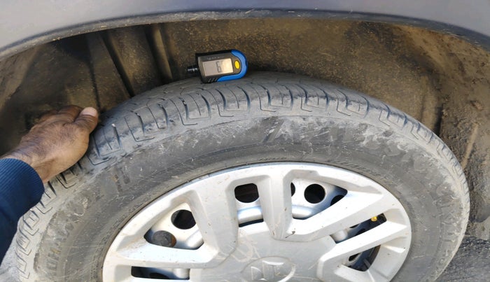 2021 Maruti Vitara Brezza LXI, Petrol, Manual, 88,154 km, tyre