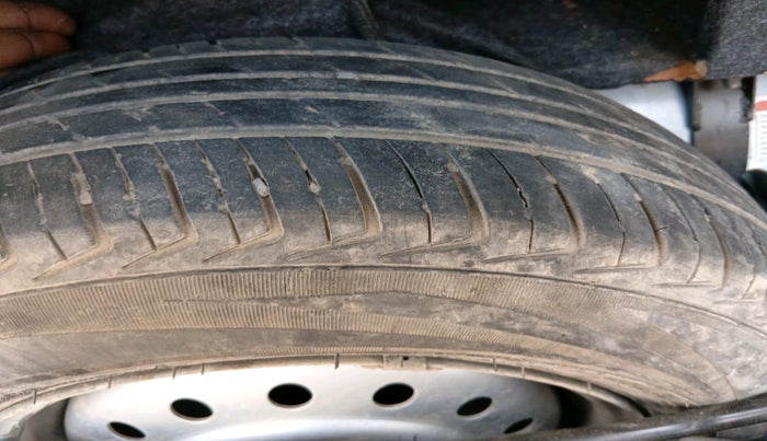 2021 Maruti New Wagon-R LXI CNG 1.0, Petrol, Manual, 1,01,251 km, tyre